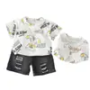Conjunto de Verão para Meninos 2026 Novo Estilo Infantil Verão Letra Urso Manga Curta Conjunto de Duas Peças Roupas de Bebê Estilosas Atacado
