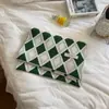 Bufanda de Polar Ártico a Cuadros Diamante Estilo Coreano para Mujer Invierno Artística Retro Tejida de Lana Cálida Cuello Estudiante Pareja