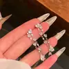 Pendientes de Borla con Forma de Corazón de Lujo Ligero Tendencia Estilo Coreano, de Nicho, Modernos y Versátiles, Pendientes de Corazón de Circonita Súper Brillantes