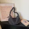 Bolso de hombro grande de moda coreana elegante con pliegues, bolso cruzado de diseño retro casual versátil