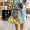 Bolsa de Axila Feminina da Moda com Textura Plissada Brilhante Novo Estilo Coreano, Bolsa Nuvem Transversal de Mão Casual Elegante para Compras