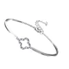 Pulsera de Trébol de Cuatro Hojas Chapada en Oro de 18 Quilates de Acero de Titanio, Simple, Nicho, Elegante, Pulsera de Alta Gama, Elegante, Lujo Accesible y Joyería Personalizada