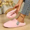 Venta al por mayor personalizada de fábrica, comercio exterior transfronterizo, pantuflas de algodón para el hogar para mujer, pantuflas silenciosas de suela blanda para interior de otoño e invierno para parejas