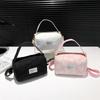 Nova Bolsa de Ombro Fashion Verão 2024 Feminina de Mão Axila Lona Casual Casual Bolsa de Maquiagem Bolsa Quadrada Pequena