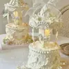 Estilo Coreano Retro Decoración de Pastel de Boda Cumpleaños Soporte de Exhibición para Hornear Estante de Exhibición de Carrusel Giratorio Automático de Doble Capa Colgante