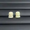 1 Nova Pedra Rosa Criativa Prensada Esculpida Tridimensional Leão e Coelho com Furos Retos para Acessórios de Pulseira DIY