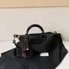 Bolso de mano para mujer 2026 nueva colección: diseño de nicho, versátil, moderno y exquisitamente elaborado, bolso pequeño cuadrado, bolso de hombro, bolso cruzado, estilo coreano