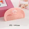 Peine de Macaron de Alto Valor para Flequillo en Forma de Media Luna Lindo Portátil Peine de Dientes Finos Muñeco de Dibujos Animados Peine Portátil para Peinar el Cabello