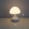 Luminária de Mesa Estilo Creme Francês Estilo Murano Meio do Século Lâmpada de Atmosfera de Cabeceira Luxo Acessível Decorativa de Alto Nível Criativa Lâmpada Cogumelo