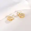 Pendientes huecos cepillados pendientes cuadrados de circón exquisitos y sencillos pendientes de aguja de plata 925 pendientes de nicho de alta gama para mujer