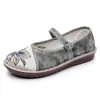 Sapatos Bordados Estilo Antigo com Garça de Almofada Branca Sapatos de Tecido Velho Pequim Sapatos Femininos Bordados Sapatos Hanfu Sola Plana Sapatos Simples Estilo Chinês Retro Folclórico