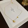 Colar de Aço Titânio Moda Ouro Real 18K, Corrente de Clavícula Versátil de Luxo Leve Exclusivo Pingente Requintado Que Não Desbota para Mulheres