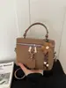 2026 Nueva Moda Versátil Bolso Tejido Diseño Nicho para Mujer Bolso Cuadrado Pequeño Bolso de Mano para Hombro Transfronterizo Bolso Cruzado