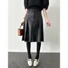 Otoño 2024 Nuevo Corea del Sur Chic Retro Cintura Alta Adelgazante Combinable en Todo Cuero PU Falda Plisada 2 Colores