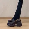 Zapatos de tacón alto de una sola pieza para mujer 7 cm Estilo británico retro Puntera redonda Zapatos mocasín de suela gruesa para mujer con tacones gruesos y zapatos de cuero simples sin cordones