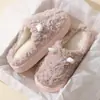 Chinelos de Algodão da Moda para Mulheres 2026 Outono/Inverno Novo Estilo Interno Casa Veludo Plus Sola Grossa Antiderrapante Chinelos Peludos de Casal