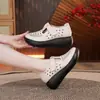 Sandalias Mary Jane Blancas con Tacón de Almohada y Suela Gruesa para Mujer 2026 Verano Nuevas Casuales con Velcro Transpirables Zapatos Casuales Retro con Agujeros