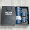 Taza Termo de Acero Inoxidable para Negocios Transfronterizos, Botella de Agua al Vacío de Doble Capa, Alto Aislamiento Térmico y Conservación del Frío, Una Taza con Tres Tapas