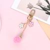 Estilo Japonés Flor Distintiva Letra Llavero de Bola de Pelo Colgante para Carcasa de Teléfono Móvil Estilo Fresco Sencillo Colgante para Bolso de Mujer
