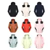 Chaquetas Exteriores de Tres en Uno con Bloques de Color al por Mayor, Ropa de Trabajo para Grupos de Empresa, Ropa Impermeable y a Prueba de Viento para Montañismo al Aire Libre en Stock