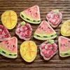 Botones de frutas lindos de dibujos animados de mango, sandía y uva para accesorios de costura DIY hechos a mano, decoraciones para ropa de muñecas y accesorios