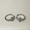 Brincos de Metal em Formato de Flor Full Diamond Inspirados em Design para Mulheres, Luxo Leve, Personalidade Única, Tendência de Moda Exquisita, Brincos e Acessórios de Orelha Versáteis