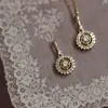 Brújula del Destino Chapado en Plata de Ley 925 con Oro de 18K Collar Pequeño Zircón Mini Disco Vintage Colgante de Gama Alta Colgante Estilo Japonés