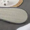 Suministros del Fabricante: Pantuflas Desechables de Felpa para Hoteles, Casas de Huéspedes y Salones de Belleza, con Impresión de Logo y Diseño Portátil