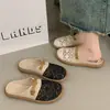 Zapatos de pescador súper populares, mules de punta cerrada para mujer, calzado de verano para exteriores, nuevo modelo 2026, estilo slip-on, adecuados para combinar con faldas, sandalias caladas y transpirables