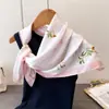 Elegante Bufanda de Imitación Seda con Estampado Floral, Chal de Gama Alta, Bufanda Versátil para Cuello, Pañuelo para la Cabeza, Bufanda para Mujer