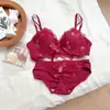 Conjunto de Lencería de Encaje Push-Up para Pecho Pequeño para Mujer 2025 Primavera y Otoño Agrandamiento Anti-Caída Reducción de Senos Conjunto de Sujetador Sin Aros