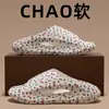 Chinelos Estampados Infantis para Meninas 2026 Verão Novos Internos Antiderrapantes Externos Respiráveis Solado Macio Sandálias EVA