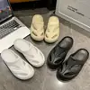 Pantuflas Baotou para Mujer Zapatos con Agujeros Estilo Nuevo de Verano Calzado de Exterior Pantuflas de Moda Antideslizantes Desodorantes EVA Elevados