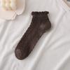 Calcetines de mujer primavera y verano calcetines tobilleros de oreja de madera calcetines cortos japoneses de torsión para mujer calcetines de algodón de color sólido para mujer en stock calcetines de encaje para mujer