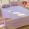 Lençol de Cama Leite Felpudo e Espesso Peça Única Inverno Cor Sólida Capa de Edredom Colchão de Fleece Coral para Dormitório Fronha Única Novo Estilo 2026