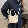 Bolso de Mano de Alta Calidad y Estilo, Nuevo Invierno 2026 Versátil Moda Lindo Estampado de Cerezas Bolso de Hombro Cruzado