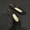 Versión de Piel de Vaca~Gama Alta Negro Punta Redonda Piel Suave Hecho a Mano Suela Fina Zapatos de Abuela Lazo Bailarinas Mujer