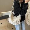 Bolso Cruzado Casual con Textura de Alta Calidad, Bolso Tipo Dumpling Versátil de Gran Capacidad para Mujer, Nuevo Modelo 2026 para Clase y Viajes Diarios, Bolso de Lona