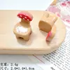 Mini Cabine Flor Cartoon Mesa e Cadeira DIY Casa de Boneca Pequenos Enfeites Pingente Caixa de Joias Pingente de Chaveiro Material