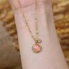 Collar con colgante de personaje Fu de nuevo estilo TikTok para mujer, diseño de nicho de lujo ligero, cadena de clavícula con personaje Fu de alto texto, joyería de estilo étnico famoso