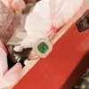 Proveedor de Joyería Camellia Anillo Dulce Simple de Alta Gama para Mujer Nicho Japonés Circón Microincrustado Ópalo Cadena para Clavícula