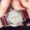 Reloj de cuarzo informal de acero inoxidable con diseño moderno y moderno para mujer.