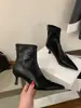 Botas de felpa ajustadas de punta fina estilo vintage con cremallera trasera para mujer, elegantes y sexys, versátiles para ir al trabajo, con tacón fino y caña corta