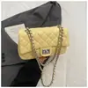 Bolso de Cadena Acolchado de Moda con Textura de Gama Alta para Mujer 2026 Nuevo Elegante Bolso de Hombro Estilo Chanel Bolso Cruzado Pequeño Cuadrado