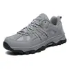 Nuevos estilos de primavera y verano de zapatos de senderismo para hombres y mujeres, zapatos deportivos para exteriores para parejas, antideslizantes, transpirables y duraderos, disponibles en tallas grandes para venta al por mayor