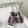 Bolso de hombro casual estilo coreano con cierre de cordón, gran capacidad, adecuado para ir al trabajo y viajar, diseño retro de lunares, bolso tipo tote versátil