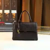 Bolso Tejido Hecho a Mano de Diseño de Nicho para Mujer, Maletín Sencillo y Elegante para el Trabajo, Bolso de Mano Versátil Casual, Bolso Cuadrado Pequeño
