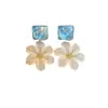 Pendientes Blancos de Flor Tridimensional Estilo Vacaciones en la Playa para Mujer 2026 Nuevo Estilo Pendientes Atmosféricos Accesorios de Moda de Gama Alta