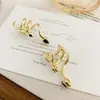 Ear Cuff de Arco com Cinco Zircônias de Alta Qualidade Dongdaemun Coreano para Mulheres, Estilo Ins Frio Elegante, Ear Cuff Personalizado para Mulheres