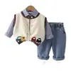 Conjunto de Roupa Masculina para Primavera e Outono 2026 Novo Suéter Cardigan Estiloso com Tema de Carro Conjunto de Três Peças para Crianças Pequenas na Primavera e Outono
